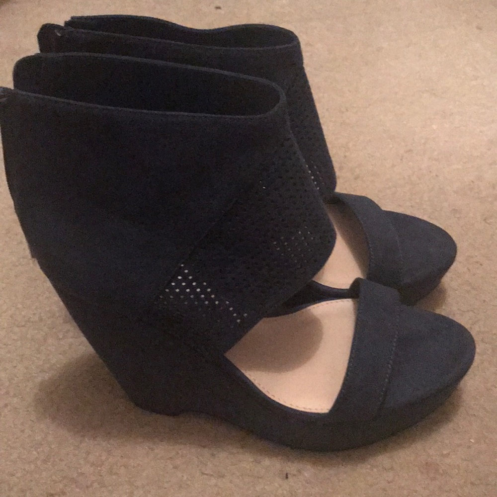 Navy wedge sandals
